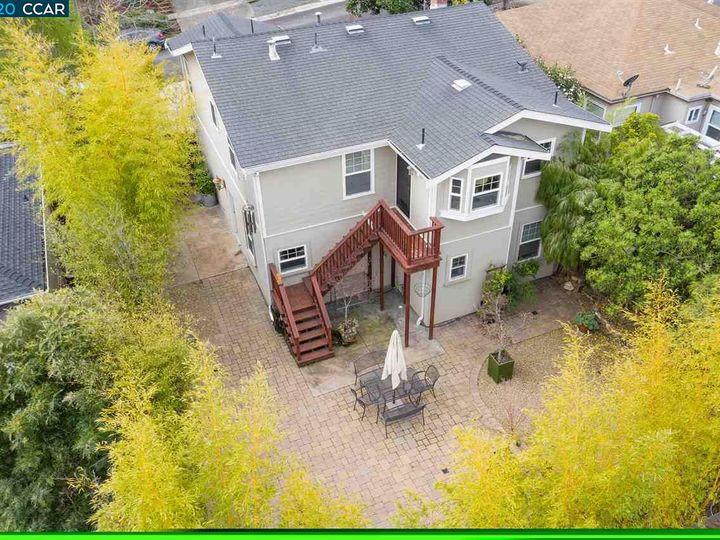 211 Gilger Ave, Martinez, CA | Downtown Martine. Photo 27 of 39