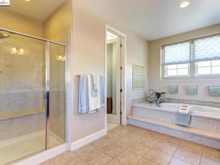 2134 Renaissance Ct, Brentwood, CA | Brentwood. Photo 28 of 40
