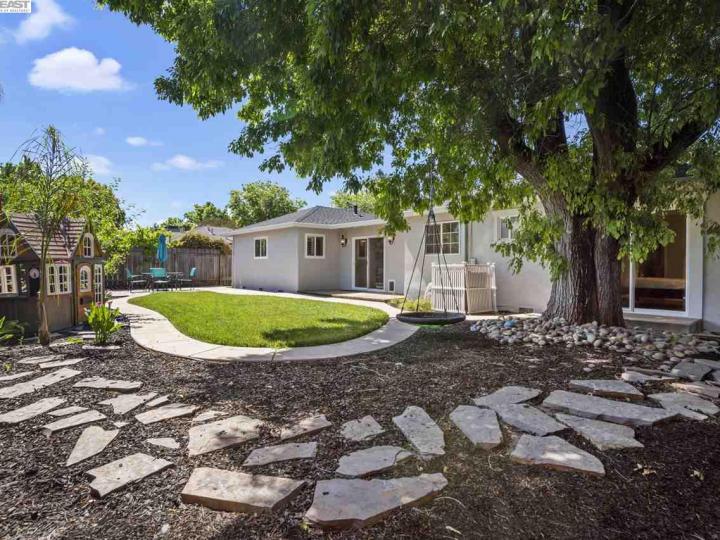 2144 Dena Dr, Concord, CA | Holbrook Heights. Photo 35 of 40