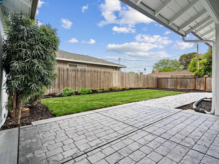 2207 Holbrook Dr, Concord, CA | Holbrook Heights. Photo 17 of 28