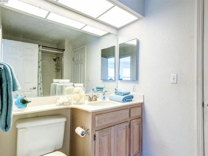 2291 Tamarisk Ct, Discovery Bay, CA | Discovery Bay Country Club | No. Photo 17 of 40