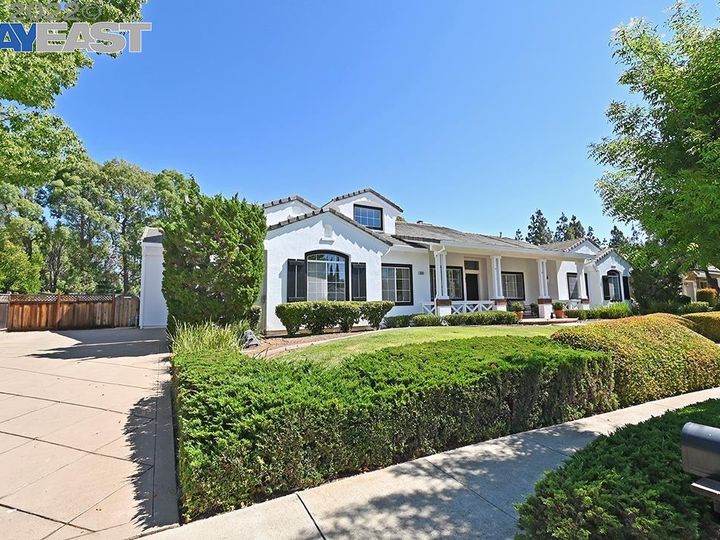 2332 Tapestry Dr, Livermore, CA | Tapestry. Photo 11 of 57