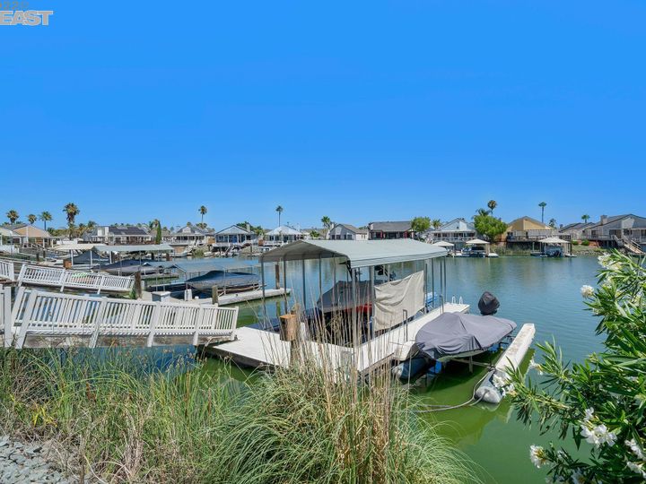 2380 Sand Point Ct, Discovery Bay, CA | Delta Waterfront Access. Photo 31 of 55