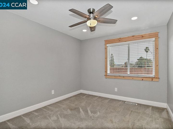2550 Holly View Ct, Martinez, CA | . Photo 21 of 36