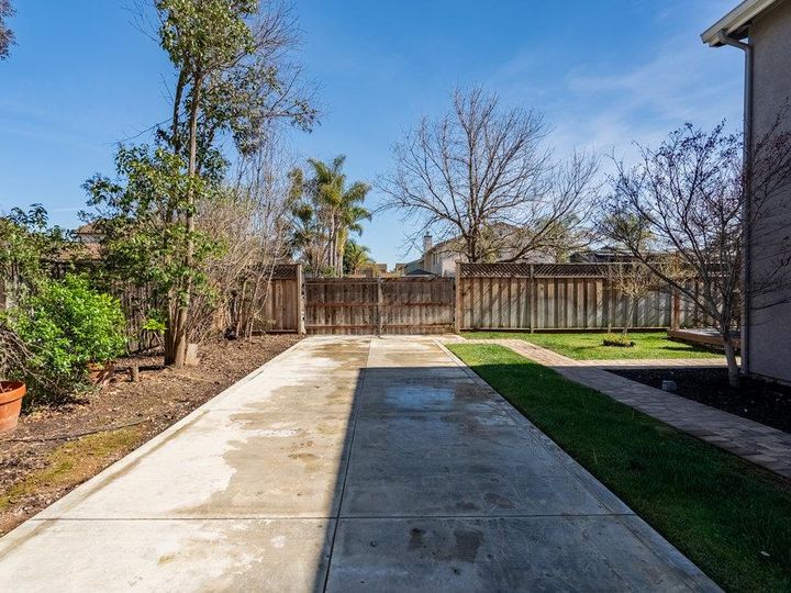 2551 Glenview Dr, Hollister, CA | . Photo 36 of 43