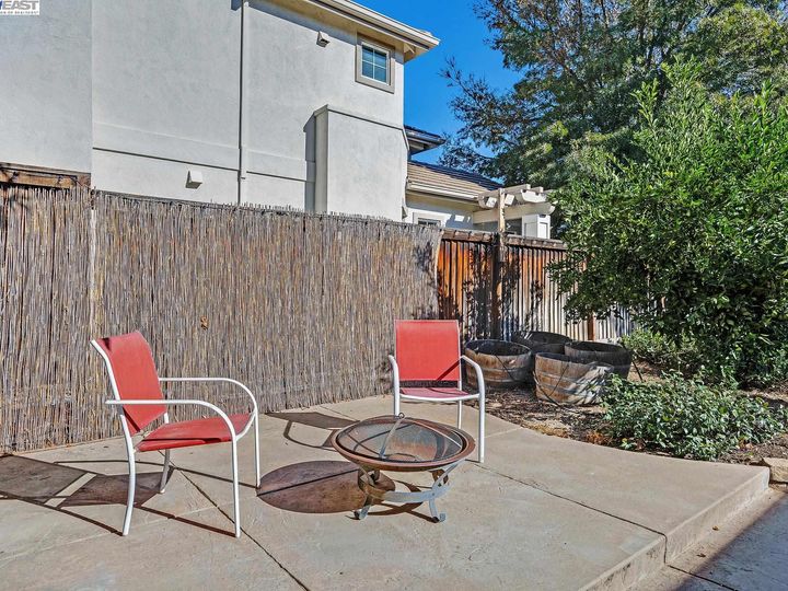 2608 Intrigue Ln, Brentwood, CA | Rose Garden. Photo 34 of 41