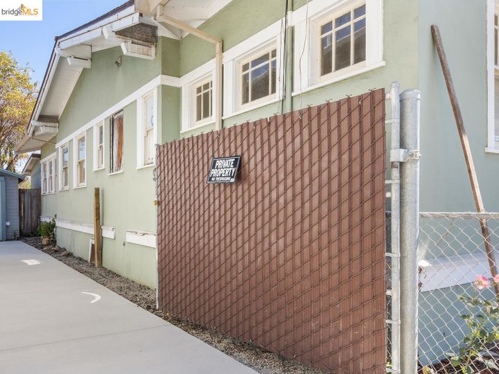 2708 60th Ave, Oakland, CA | Frick. Photo 2 of 47