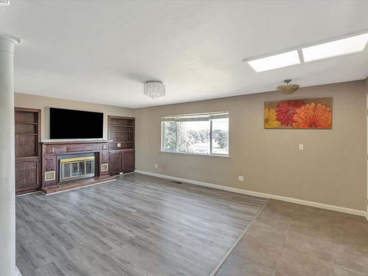 2956 Mcclintock Ct, Valley Springs, CA | . Photo 9 of 55