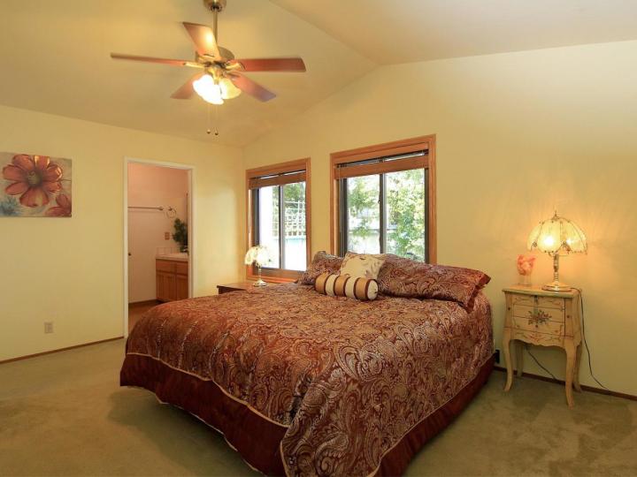 296 Grace Way, Scotts Valley, CA, 95066 Townhouse. Photo 12 of 27