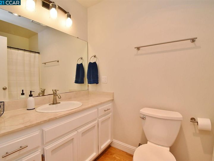 303 Eastgate Ln, Martinez, CA, 94553 Townhouse. Photo 23 of 34