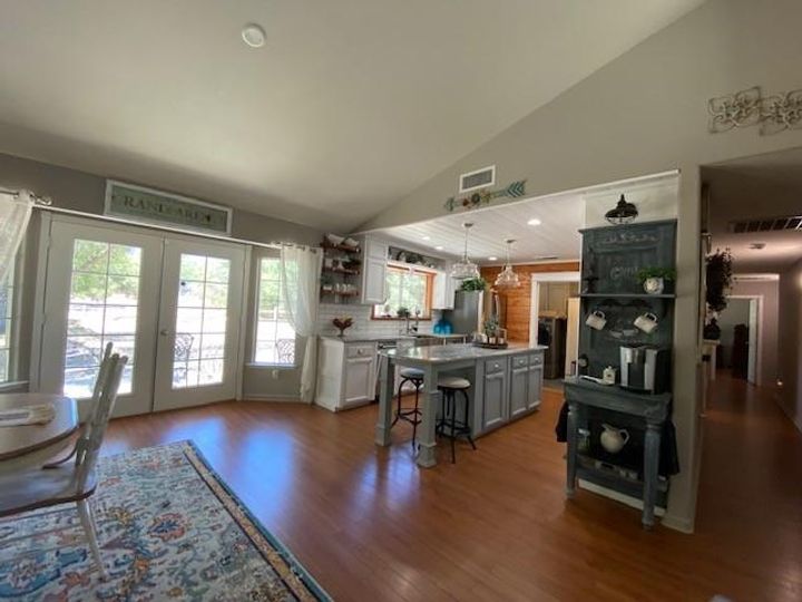 31200 Willow Pond Ln, Coarsegold, CA | . Photo 15 of 40
