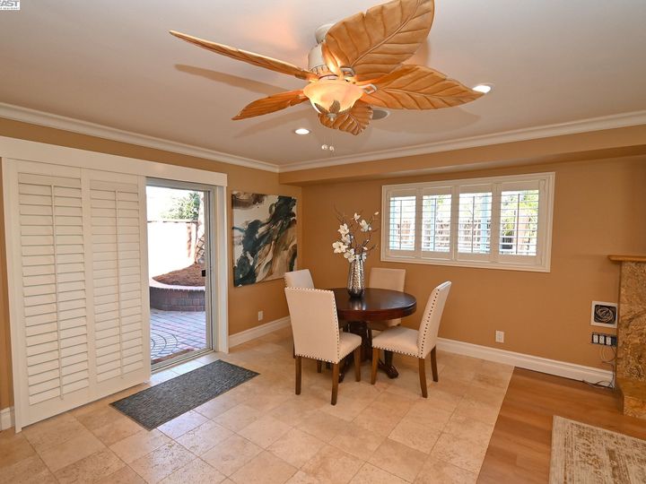 3194 Aylesbury Ct, Castro Valley, CA | Lake Chabot. Photo 28 of 39