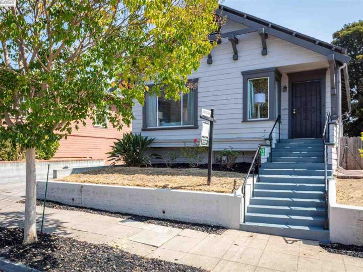3220 Maple Ave, Oakland, CA | Dimond District. Photo 1 of 21