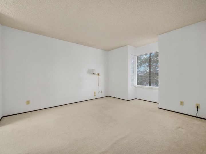 33 Albatross Ct, Campbell, CA, 95008 Townhouse. Photo 11 of 15