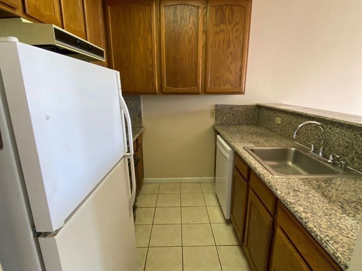 Rental 330 8th St, Oakland, CA, 94607. Photo 1 of 16