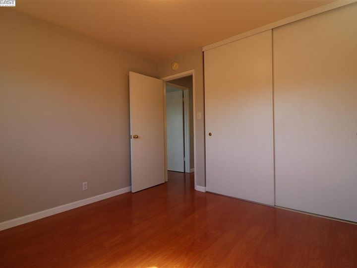 3327 Cook Ln, Alameda, CA, 94502 Townhouse. Photo 12 of 26