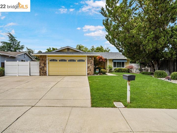 3338 Barmouth Dr, Antioch, CA | Barmouth Dr. Photo 1 of 38