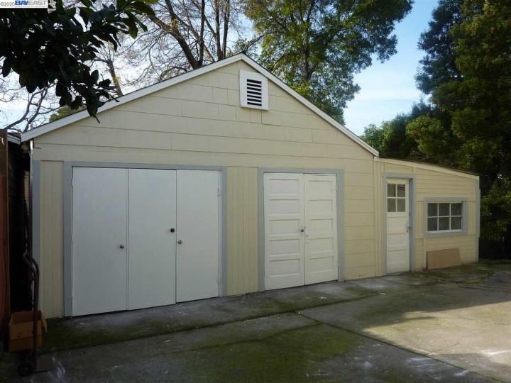 3407 Harper St, Oakland, CA | Foothill. Photo 35 of 40