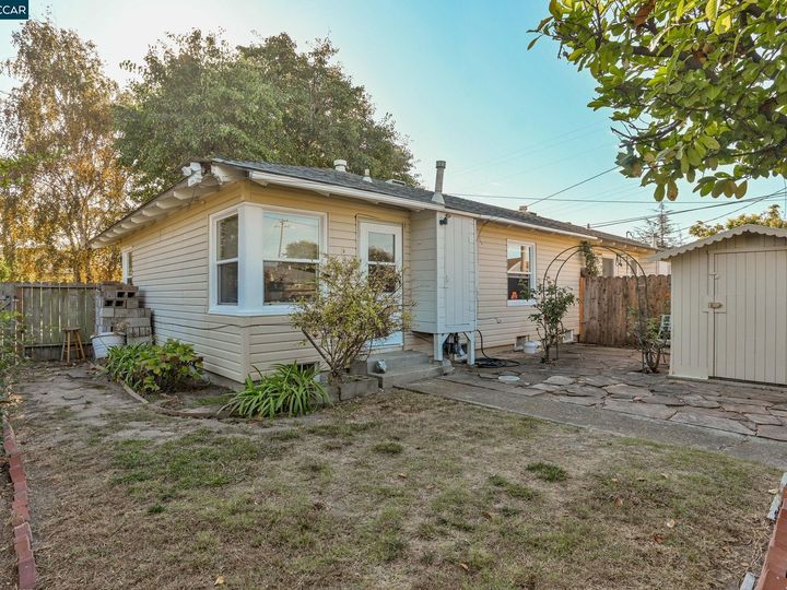 344 W Bissell Ave, Richmond, CA, 94801 Townhouse. Photo 15 of 19