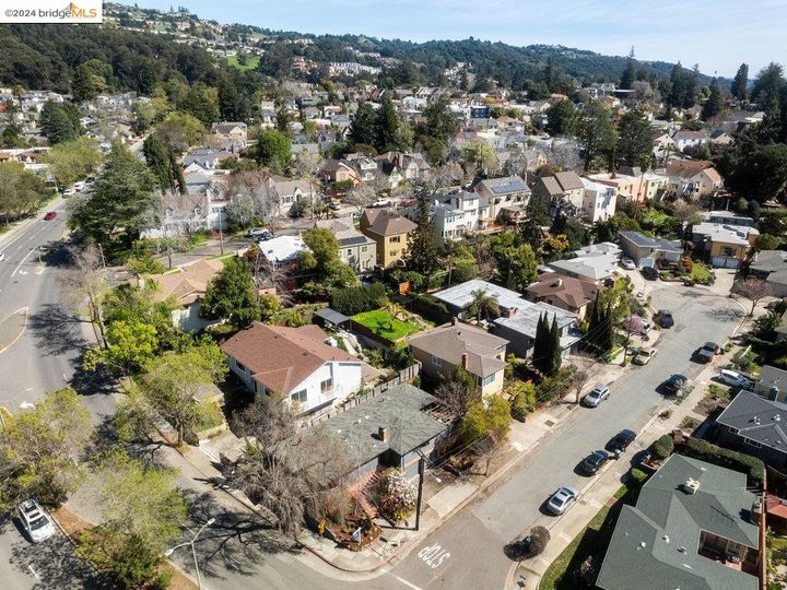 3500 Willis Ct, Oakland, CA | Redwood Heights. Photo 44 of 46