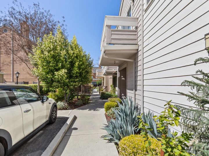 363 N Rengstorff Ave #11, Mountain View, CA, 94043 Townhouse. Photo 30 of 34