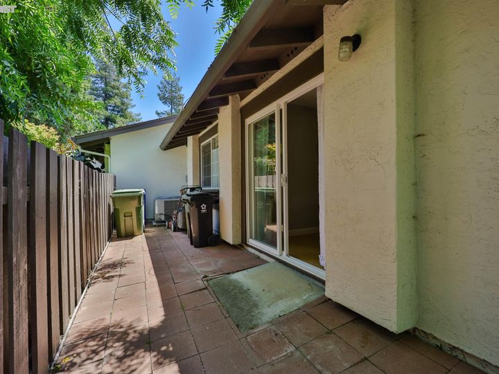 36480 Fallon Ter, Fremont, CA, 94536 Townhouse. Photo 55 of 58