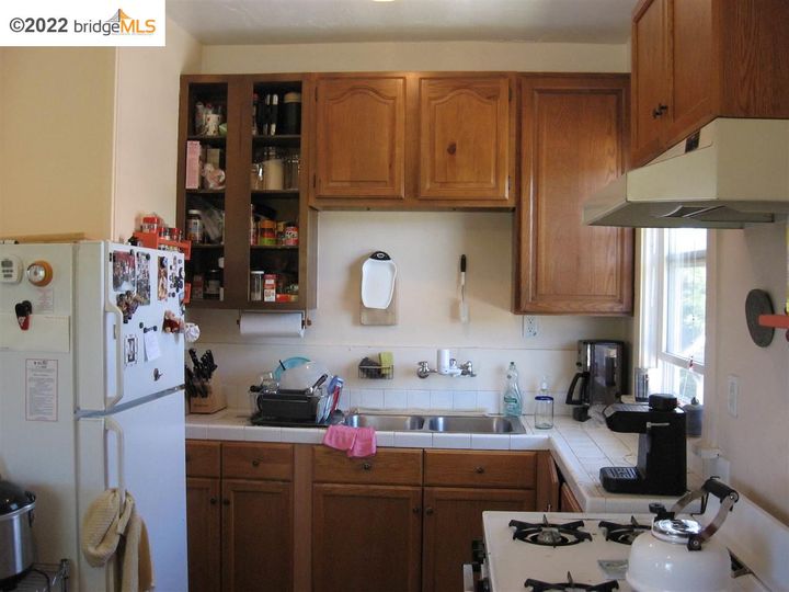 369 38th St, Oakland, CA | Lower Temescal. Photo 20 of 23
