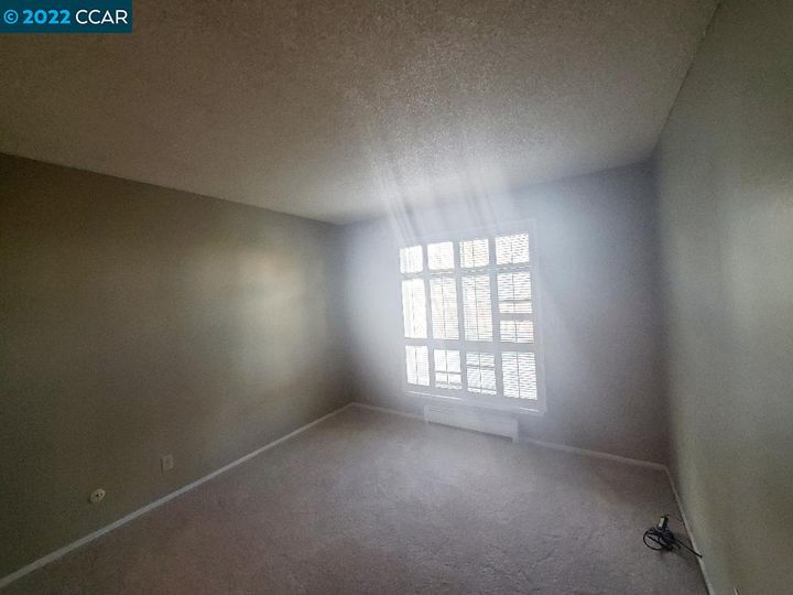 Rental 377 Palm Ave #207, Oakland, CA, 94610. Photo 12 of 18