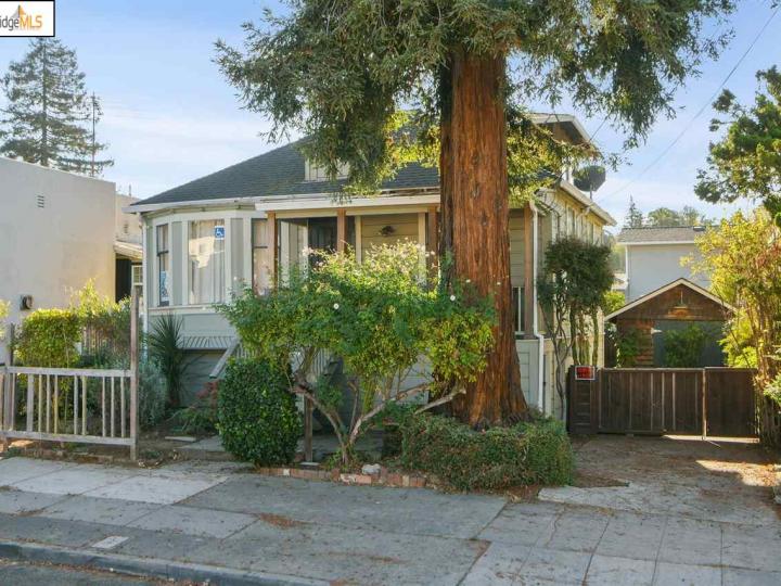 3886 Maybelle Ave, Oakland, CA | Laurel Dist. Photo 4 of 7