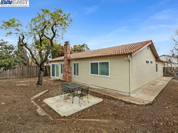 38890 Moore Dr, Fremont, CA | Rosewood. Photo 21 of 23