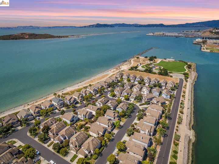 41 Harbor View Dr, Richmond, CA | Sunset Pointe. Photo 1 of 1