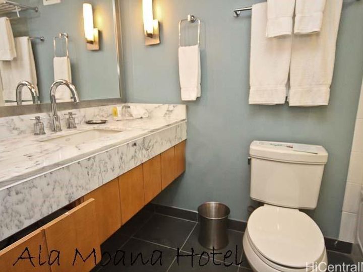 Ala Moana Hotel Condo condo #2418. Photo 8 of 24
