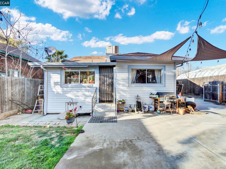 411 W 7th St, Antioch, CA | Rivertown. Photo 32 of 38