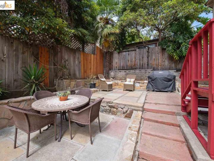 4381 Rettig Ave, Oakland, CA | Redwood Heights. Photo 34 of 40