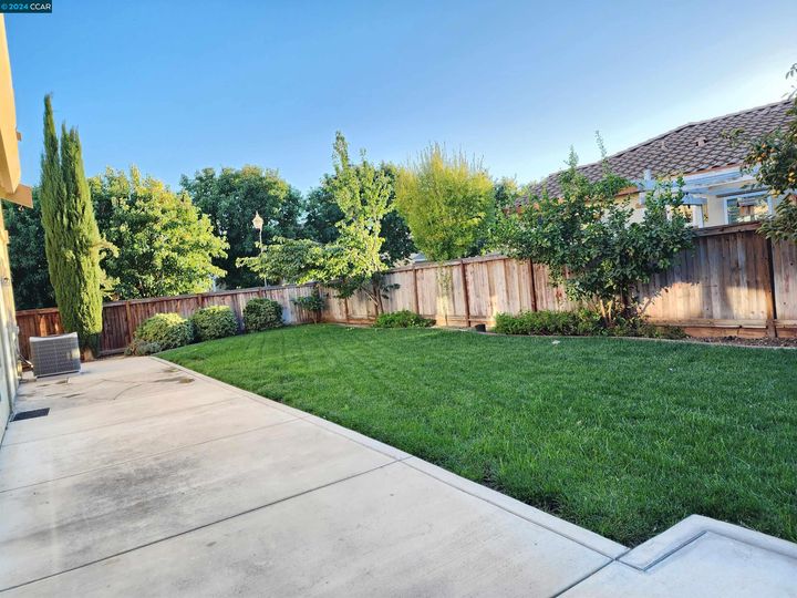 439 Collis St, Brentwood, CA | Garin. Photo 42 of 45