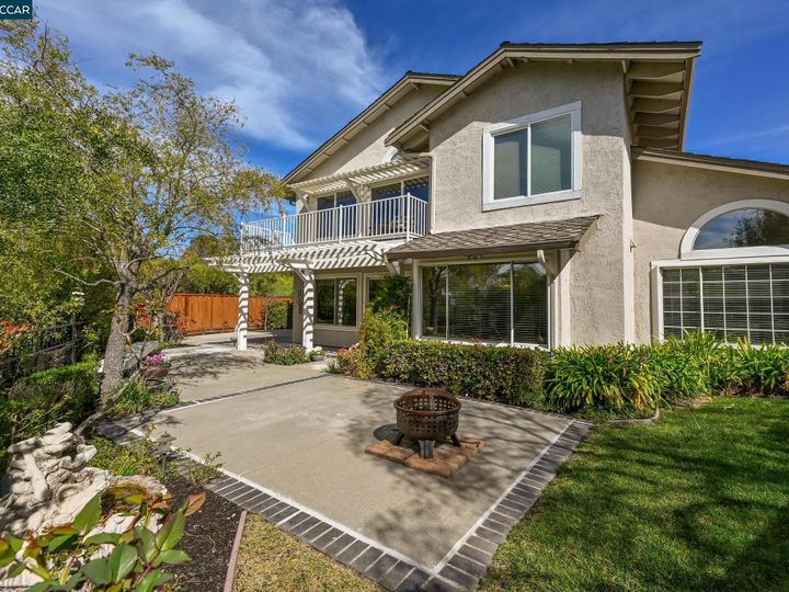 4395 Canyon Crest Rd W, San Ramon, CA | Canyon Crest. Photo 32 of 39