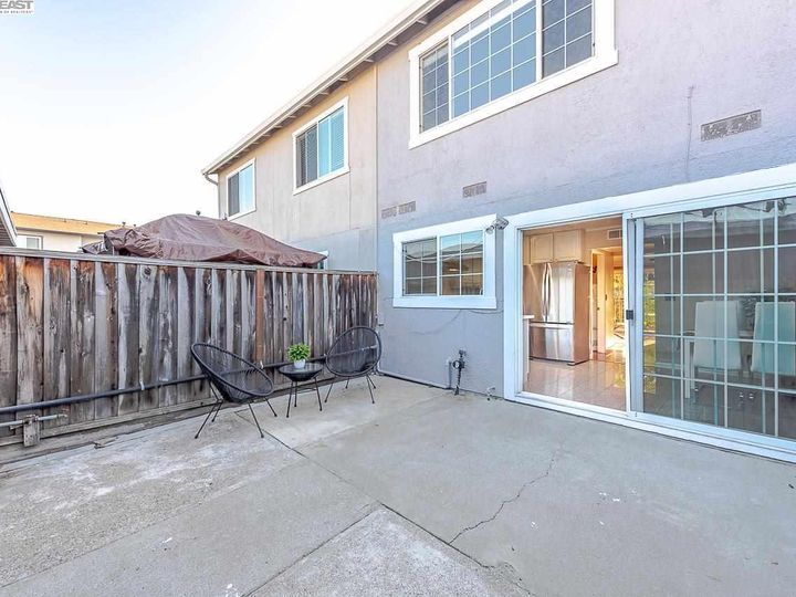 4546 Reyes Dr, Union City, CA, 94587 Townhouse. Photo 32 of 40