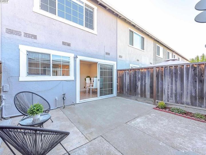 4546 Reyes Dr, Union City, CA, 94587 Townhouse. Photo 33 of 40