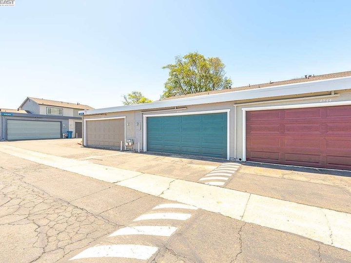 4546 Reyes Dr, Union City, CA, 94587 Townhouse. Photo 35 of 40