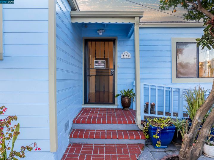 5129 Clinton Ave, Richmond, CA | North And East. Photo 4 of 55