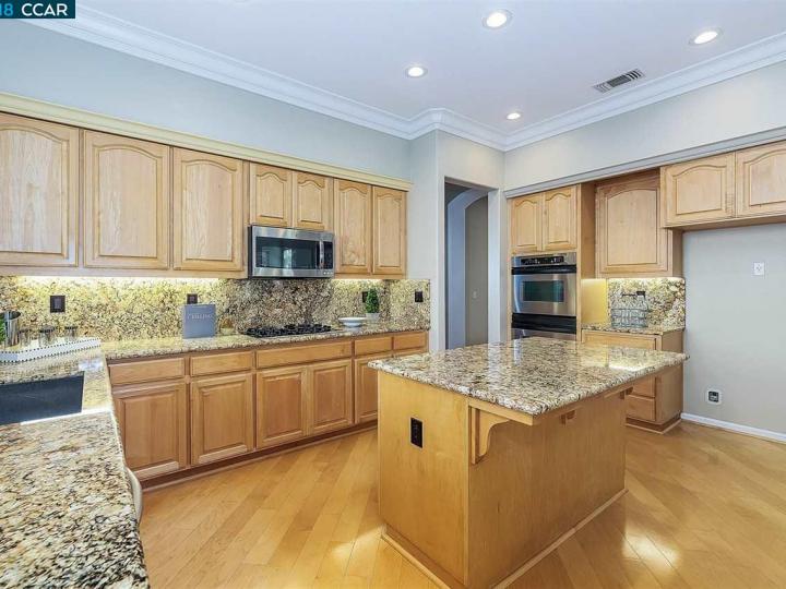 5198 Heritage Dr, Concord, CA | Amber Grove | No. Photo 15 of 35