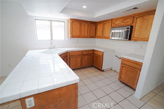 5324 Oneill Ct, Bakersfield, CA | . Photo 17 of 38