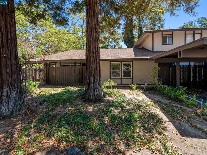 5452 Roundtree Pl #D, Concord, CA, 94521 Townhouse. Photo 43 of 52