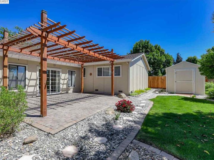 5739 Running Hills Ave, Livermore, CA | . Photo 29 of 32