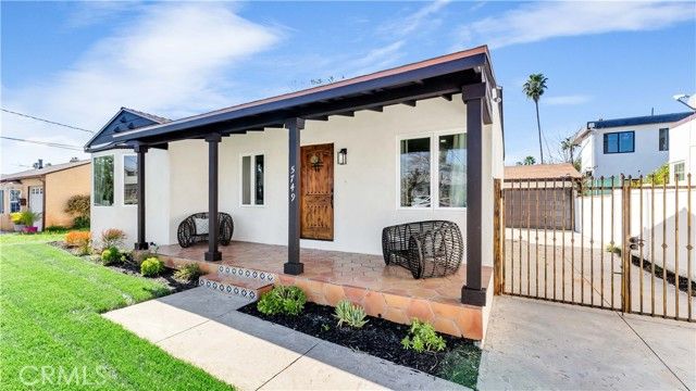 5749 Ensign Ave, North Hollywood (los Angeles), CA | . Photo 4 of 39