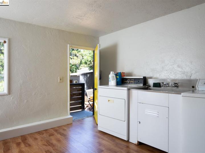6014 Majestic Ave, Oakland, CA | Millsmont Area. Photo 18 of 26