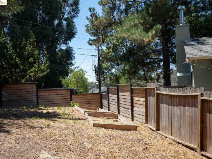 6014 Majestic Ave, Oakland, CA | Millsmont Area. Photo 25 of 26