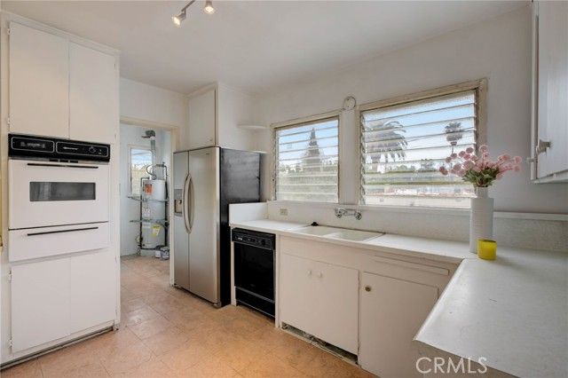 6065 Pickford St, Los Angeles, CA | . Photo 16 of 52
