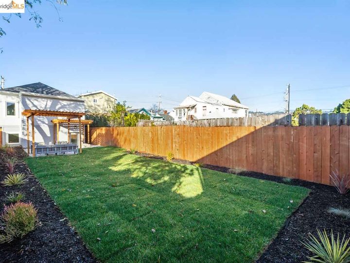 617 59th St, Oakland, CA | North Oakland. Photo 39 of 40