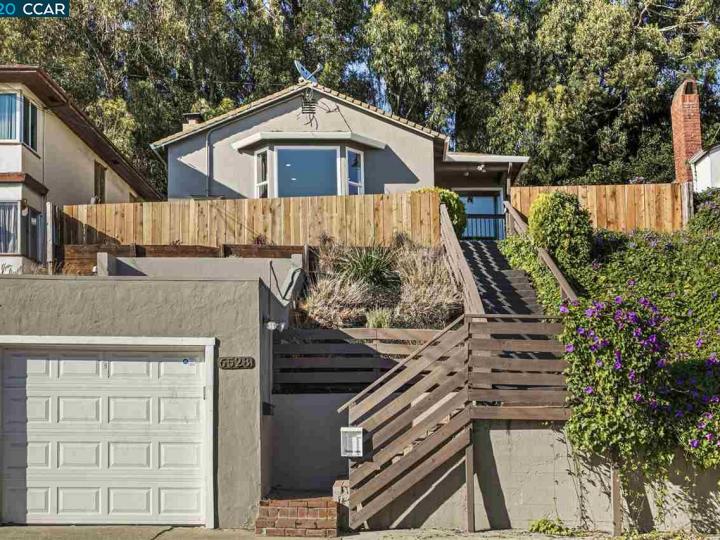 6528 Outlook Ave, Oakland, CA | Millmont. Photo 24 of 34